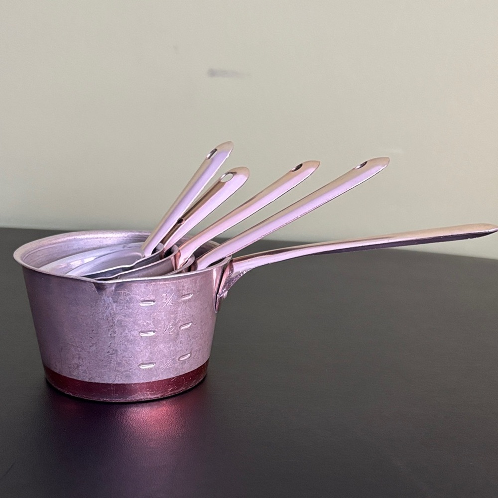 Vintage Aluminum Measuring Cup Set